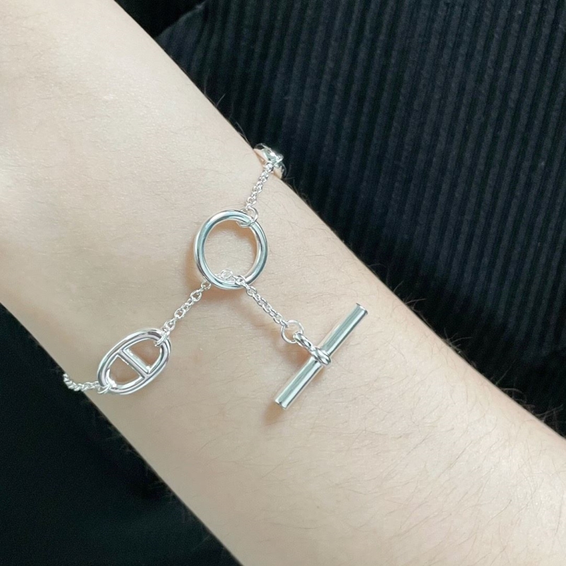 H**me5 bracelets